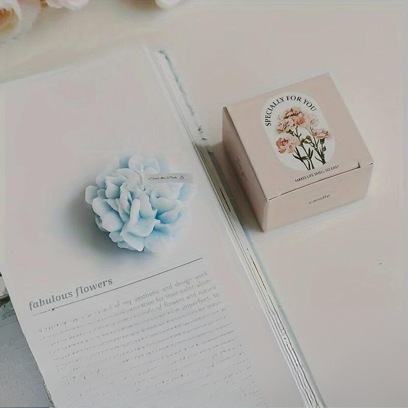Leah | Scented Candle | Carnation Fragrance, Decorative Gift | Paraffin