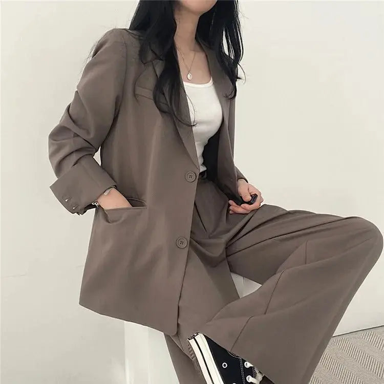 Ondine | Women's Blazer & Straight-Leg Trouser Set | Solid Color