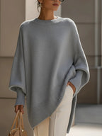 Women oversized pullover sweater in relaxed fit, available in beige black and olive green