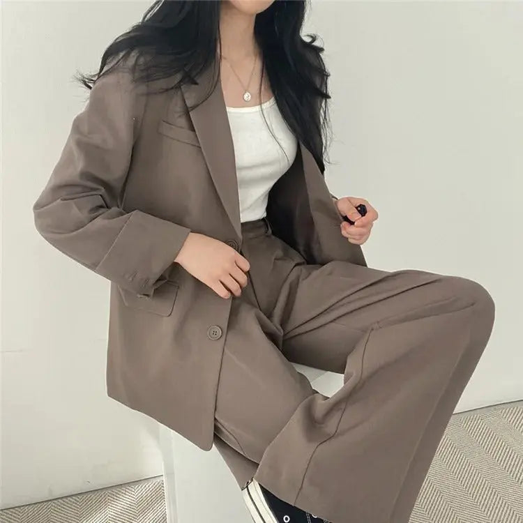 Ondine | Women's Blazer & Straight-Leg Trouser Set | Solid Color