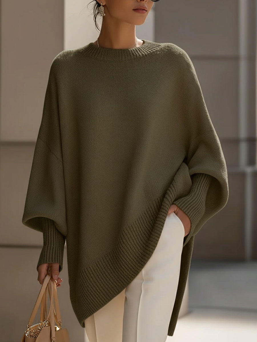 Women oversized pullover sweater in relaxed fit, available in beige black and olive green