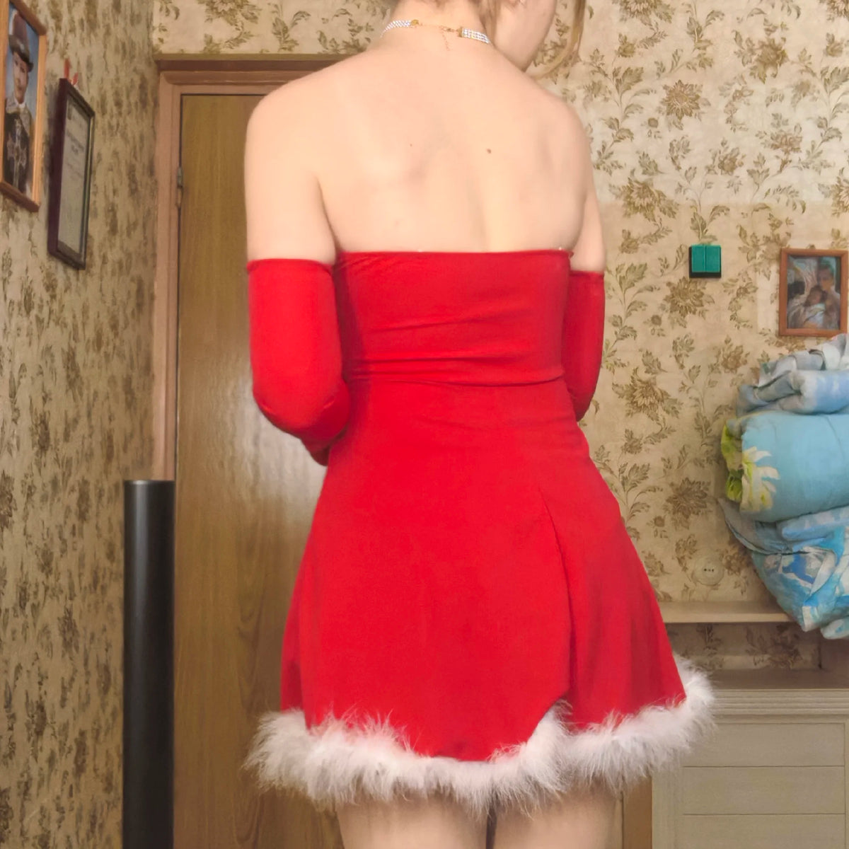 Christmas Party Dress Women Sexy Low Cut Feather Trim Sleeveless Mini