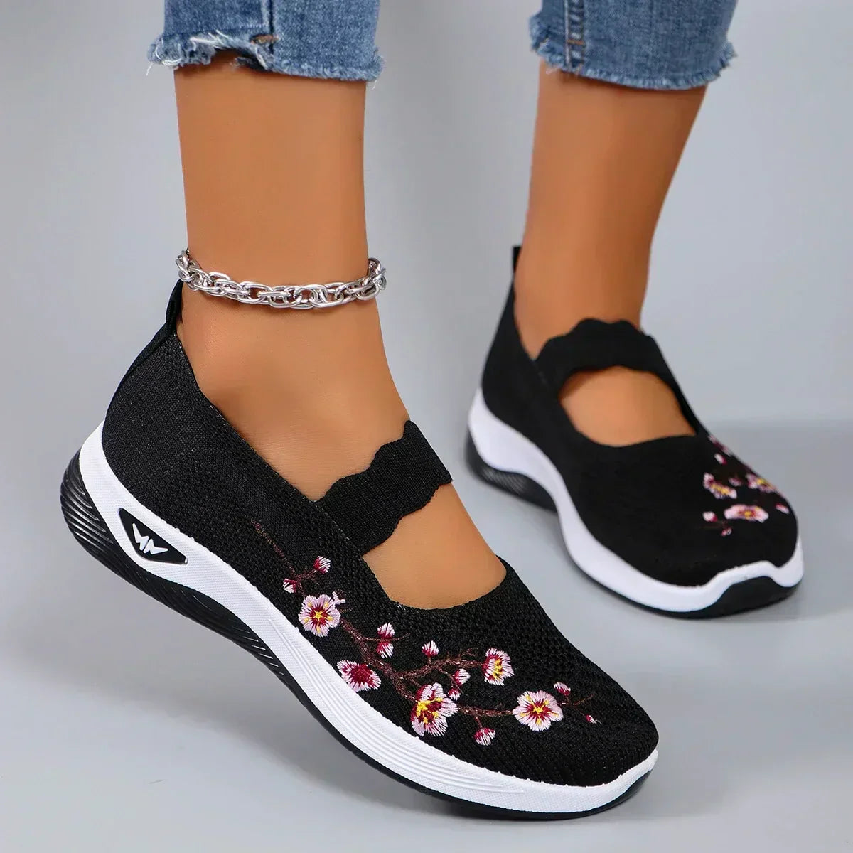 Orthopedic Shoes Women Lightweight Breathable Cushioned Support