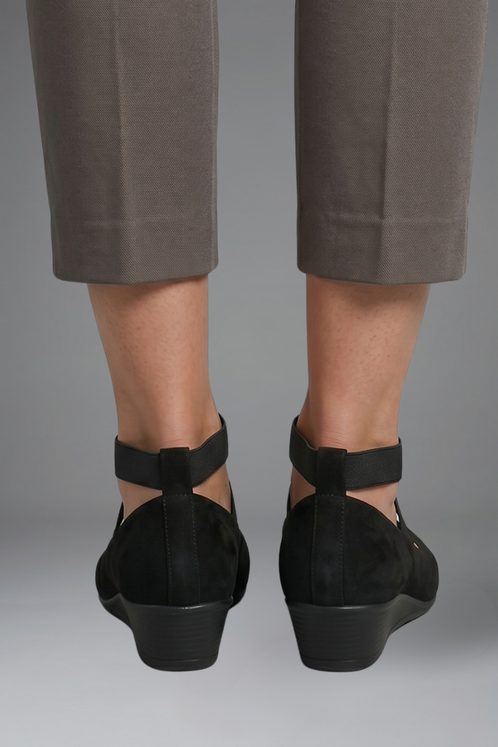 Kestrel | Women's Orthopaedic Flat Shoes | Slip-On, Elastic Strap | Everyday