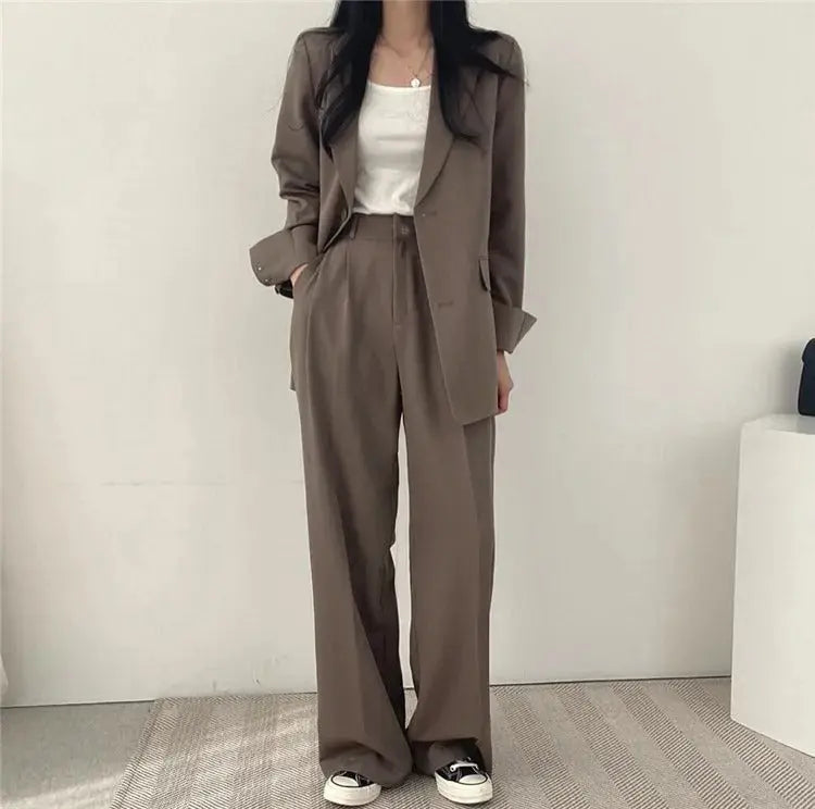 Ondine | Women's Blazer & Straight-Leg Trouser Set | Solid Color