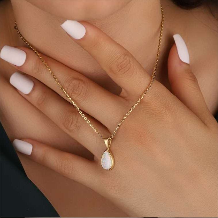 Amara | Opal Drop Pendant Necklace | 18K Gold, Natural Opal | Minimalist