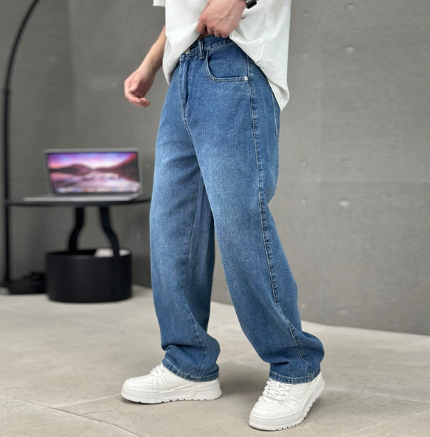 Maren | Men's Straight Leg Jeans | Cotton, Slant Pockets | Everyday Fit