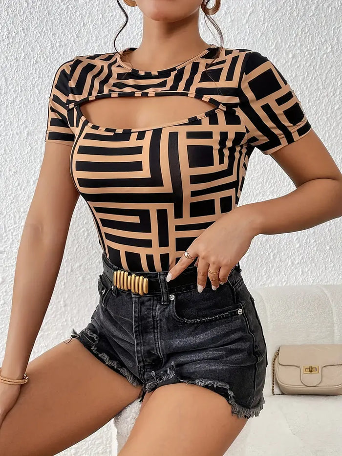 Aria | Women's T-Shirt | V-Neckline, Black/Beige, Elegant Fit