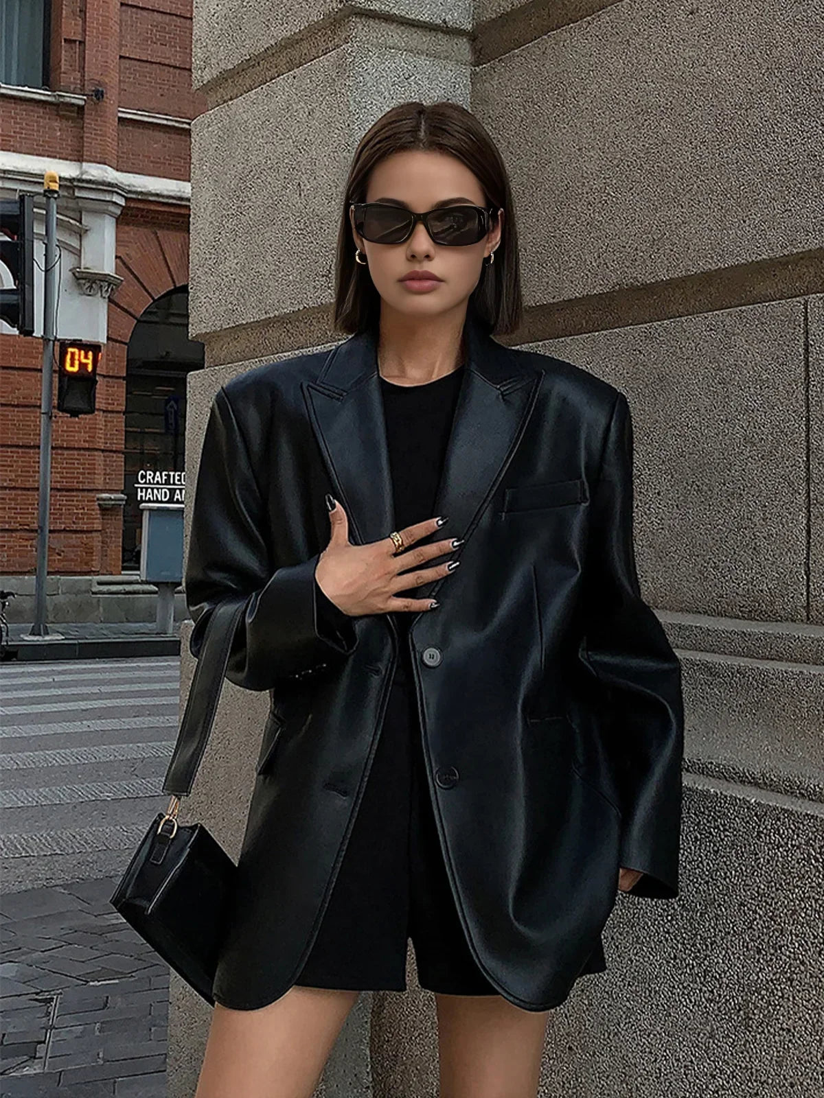 Women oversized blazer notch lapel button front hip length back vent